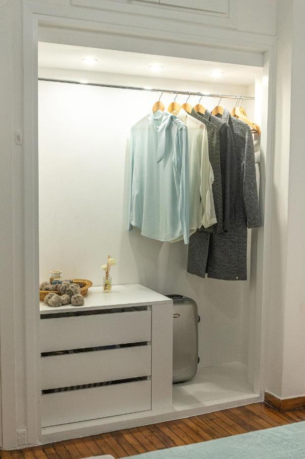 Nadia'S Boutique Apartment, Atene Esterno foto